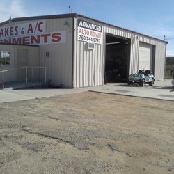 Advanced Auto Repair - Front of the shop