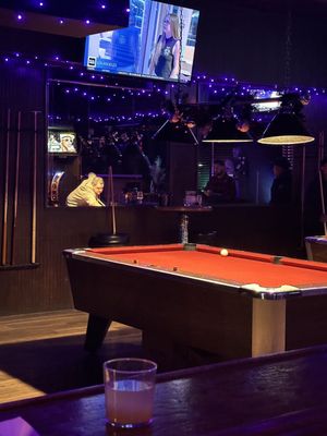 Banter Bar by null