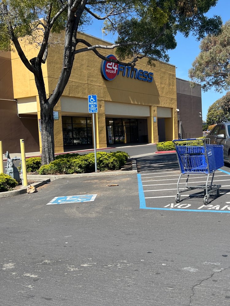 24 HR FITNESS Updated October 2025 12 Photos 10 Reviews 15242