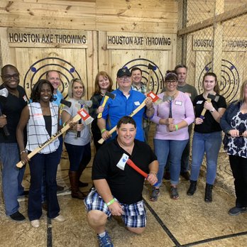 Houston Axe Throwing - Axe Throwing Near Me - Houston, Texas