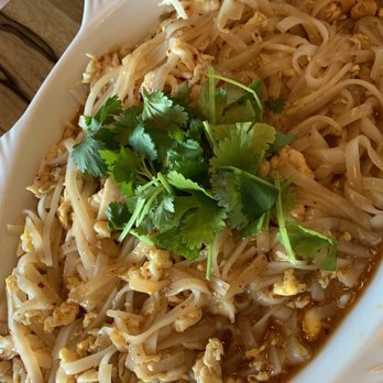 Red Rice Kitchen - Pad Thai Chicken - Vietnamese Near Me - Gainesville, Florida Red Rice Kitchen - Pad Thai Chicken - Vietnamese Near Me - Gainesville, Florida
