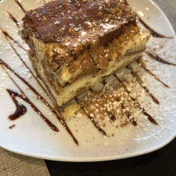 Il Baretto - Tiramisu - Pizza Near Me - Plantation, Florida Il Baretto - Tiramisu - Pizza Near Me - Plantation, Florida