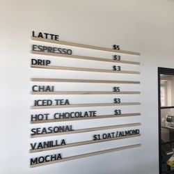 Mama Bird Bakery - Hey, a reasonably priced specialty coffee!