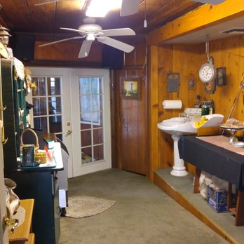 Riverview Lodge - breakfast room - Hotels Near Me - Kernville, California