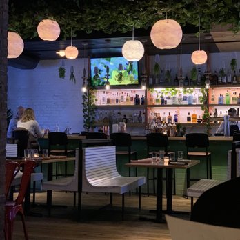 Thyme & Tonic - Bar area - Cocktail Bars Near Me - New York, New York Thyme & Tonic - Bar area - Cocktail Bars Near Me - New York, New York