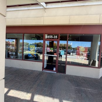 Tropical Smoothie Cafe - Entrance pic 2 - Sandwiches Near Me - Columbia, Maryland Tropical Smoothie Cafe - Entrance pic 2 - Sandwiches Near Me - Columbia, Maryland
