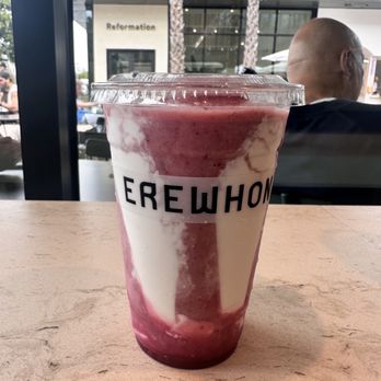 Erewhon - Hailey beiber smoothie - Grocery Near Me - Beverly Hills, California