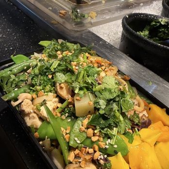 Flat Top Grill - My build your own bowl - Asian Fusion Near Me - Chicago, Illinois Flat Top Grill - My build your own bowl - Asian Fusion Near Me - Chicago, Illinois