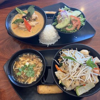 Ocean Thai Cuisine - Drunken Noodles (lunch special) Sweet and Sour soup. Pineapple Curry and salad with Peanut Sauce. - Thai Near Me - Oceanside, California Ocean Thai Cuisine - Drunken Noodles (lunch special) Sweet and Sour soup. Pineapple Curry and salad with Peanut Sauce. - Thai Near Me - Oceanside, California