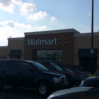 Walmart - Outside photo - Department Stores Near Me - Glenolden, Pennsylvania