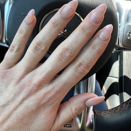 I asked for a subtle French mani and Tammy delivered! I asked for a subtle French mani and Tammy delivered!