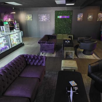 Dragonfly Lounge - Lounges Near Me - Neptune Beach, Florida