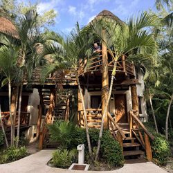 Mahekal Beach Resort - Cute little bungalo
