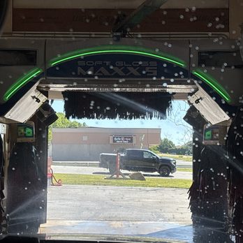 Car & Truck Wash - Car Wash Near Me - Effort, Pennsylvania Car & Truck Wash - Car Wash Near Me - Effort, Pennsylvania