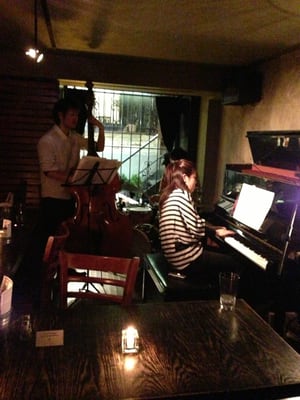 Tomi Jazz by null