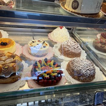 Emporio Rulli - Display Case - Bakeries Near Me - Larkspur, California Emporio Rulli - Display Case - Bakeries Near Me - Larkspur, California