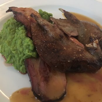 St John Bar and Restaurant - Pigeon, peas and bacon - British Near Me - London, XGL St John Bar and Restaurant - Pigeon, peas and bacon - British Near Me - London, XGL