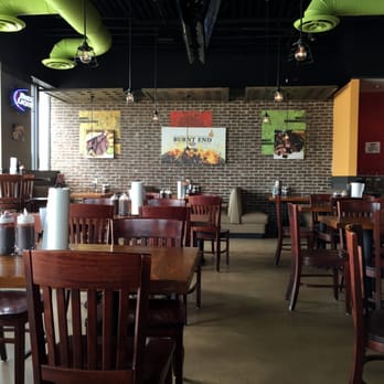 Burnt End BBQ - Nice Interior - Barbeque Near Me - De Soto, Kansas