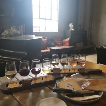 La Fabrique St. George - Wine flight with truffle cheese and salami - Wine Tasting Room Near Me - Vancouver, British Columbia