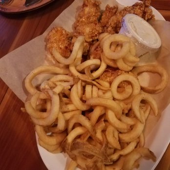 Hooters - Chicken Wings Near Me - Miami, Florida Hooters - Chicken Wings Near Me - Miami, Florida