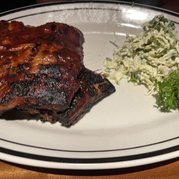 Brentwood Restaurant - Barbecue ribs and homemade coleslaw - New American Near Me - Dallas, Texas Brentwood Restaurant - Barbecue ribs and homemade coleslaw - New American Near Me - Dallas, Texas