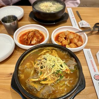 Naju Gomtang - Top (L1 Naju Gomtang - beef soup w/ rice) Bottom (L8 Maeun Naju Gomtang Guksu - Spicy beef soup w/ noodles) - Korean Near Me - Flushing, New York
