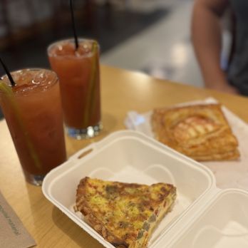 The Vogue - Quiche, danish, Bloody Mary - Wine Bars Near Me - Chelan, Washington The Vogue - Quiche, danish, Bloody Mary - Wine Bars Near Me - Chelan, Washington