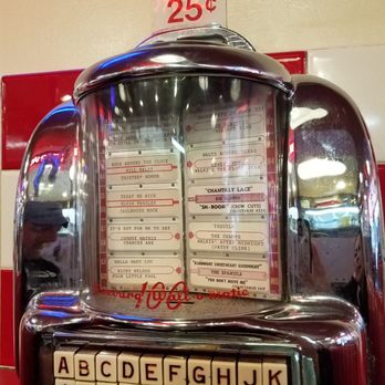 Busy Bee Cafe - Jukebox - Diners Near Me - Ventura, California