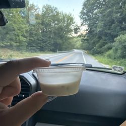 Chesley's Mini Mart & Pizza - Half full ranch dressing