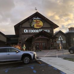 Bass Pro Shops - Outside