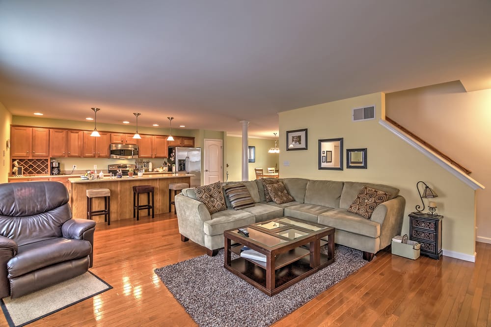 THE DAN PARSON TEAM REMAX ASSOCIATES Updated September 2024 500