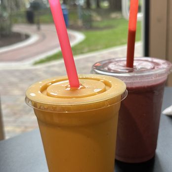 Masa & More - Sun Kissed Smoothie, Berry Blast Smoothie - Sandwiches Near Me - Fort Lauderdale, Florida