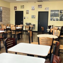 Fishhawk Bagels - Dining room, April 2025