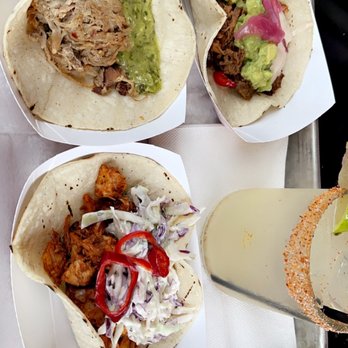 Moxy Chicago Downtown - Tacos & Margarita - Hotels Near Me - Chicago, Illinois Moxy Chicago Downtown - Tacos & Margarita - Hotels Near Me - Chicago, Illinois