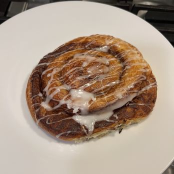 DJ’s Bakery - Cinnamon Pastry - Donuts Near Me - Ann Arbor, Michigan