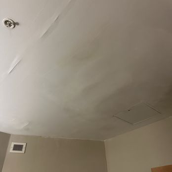 SpringHill Suites Macon - Ceiling repair but continued leak - Hotels Near Me - Macon, Georgia SpringHill Suites Macon - Ceiling repair but continued leak - Hotels Near Me - Macon, Georgia