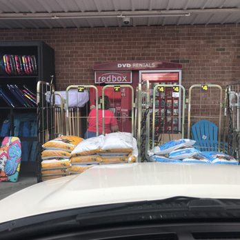 Dollar General - a car parked in front of a store - Discount Store Near Me - Eastpoint, Florida Dollar General - a car parked in front of a store - Discount Store Near Me - Eastpoint, Florida