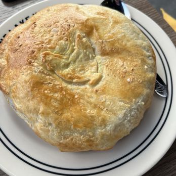 Grand Lake Kitchen - Chicken Pot Pie - New American Near Me - San Francisco, California Grand Lake Kitchen - Chicken Pot Pie - New American Near Me - San Francisco, California
