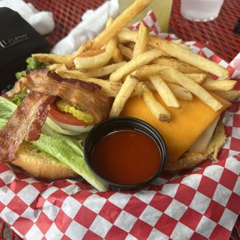 Calhoun's - Best Kick-Back Burger ever - Barbeque Near Me - Knoxville, Tennessee Calhoun's - Best Kick-Back Burger ever - Barbeque Near Me - Knoxville, Tennessee