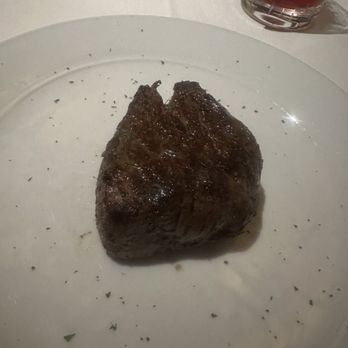 Eddie V's Prime Seafood - 10 oz Center Cut Filet Mignon - Seafood Near Me - El Segundo, California Eddie V's Prime Seafood - 10 oz Center Cut Filet Mignon - Seafood Near Me - El Segundo, California