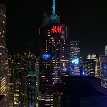 Bar 54 - Roof top view - Cocktail Bars Near Me - New York, New York Bar 54 - Roof top view - Cocktail Bars Near Me - New York, New York