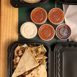 The Chicken & Rice Guys - Large combo + hummus