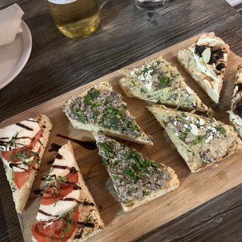 Crust Simply Italian - Caprese, Wild Mushroom, Artichoke, Fig & Mascarpone Bruschetta recommend the Wild Mushroom and Fig & Mascarpone - Pizza Near Me - Gilbert, Arizona Crust Simply Italian - Caprese, Wild Mushroom, Artichoke, Fig & Mascarpone Bruschetta recommend the Wild Mushroom and Fig & Mascarpone - Pizza Near Me - Gilbert, Arizona