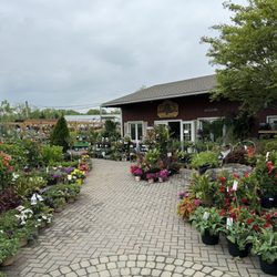 Eric's Nursery and Garden Center
