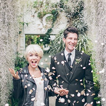 Shelldance Orchid Gardens - https://ruffledblog.com/modern-wedding-tribute-to-elvis-and-priscilla-presley/ Photo: From SF With Love. Creative+ Styling: lilyspruce.com - Nurseries & Gardening Near Me - Pacifica, California