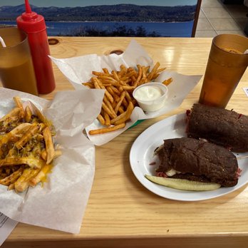 Mountain Munchies - Chili cheese fries, steak fries, and gold miner sandwich - Sandwiches Near Me - Big Bear Lake, California