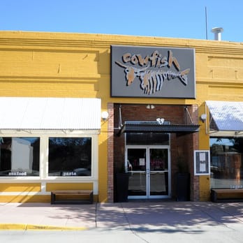Cowfish - Restaurant Front - Seafood Near Me - Lander, Wyoming