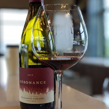 Résonance - Wine Tasting Room Near Me - Carlton, Oregon