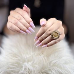 Nails 2001