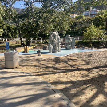 Las Flores Creek Park - Parks Near Me - Malibu, California